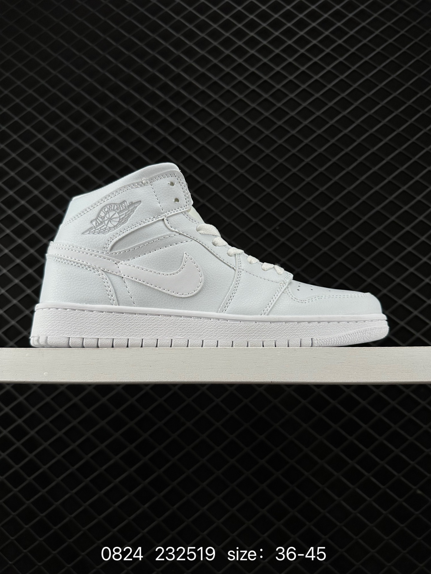 NIKE Air Jordan 1 Retro Mid”Reverse Black Toe“